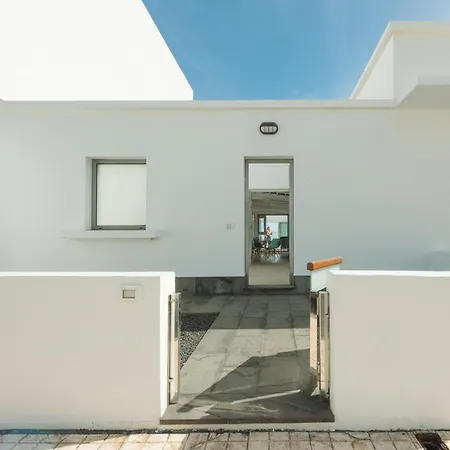 Lar Apartment